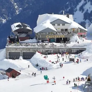  Appartement Cauterets, 3 Pièces, 4 Personnes - Fr-1-234-139 France